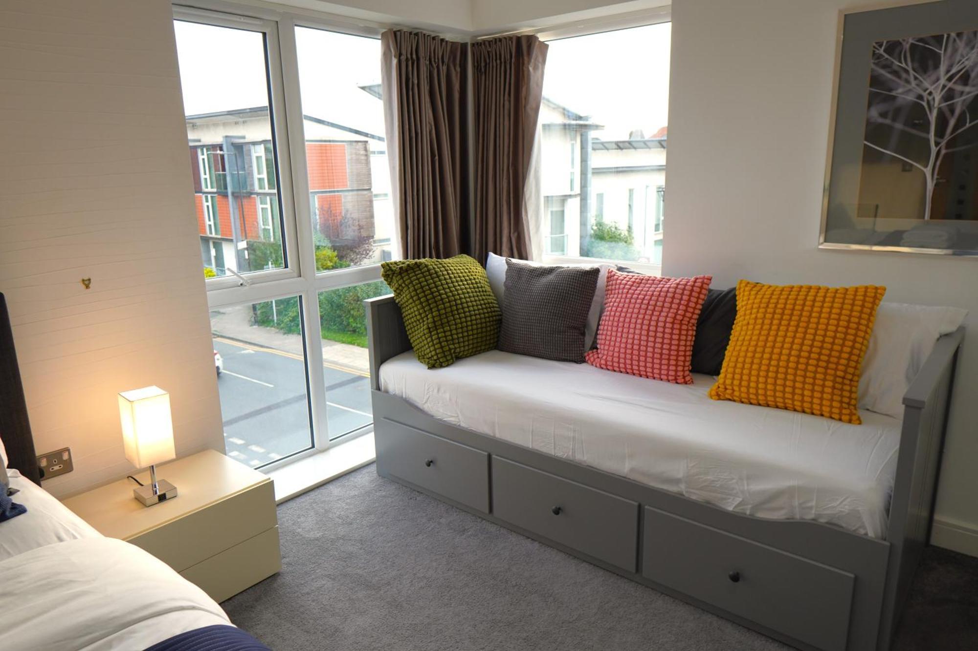 Luxury Rooms - Pick A Room - Free Parking & Kitchen Access, Near Etihad Stadium, The Coop Live & Piccadilly Station, Manchester Exterior foto
