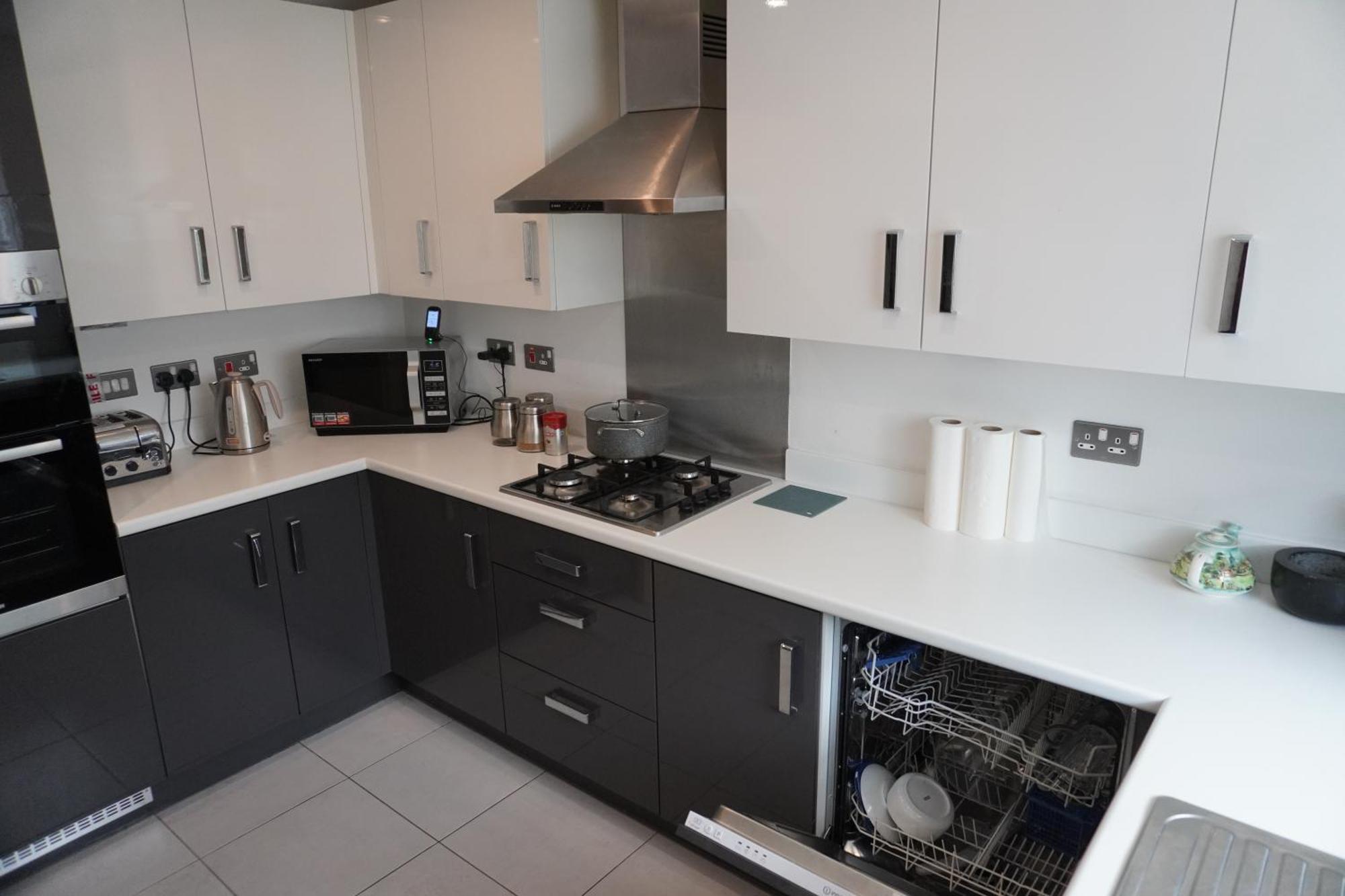 Luxury Rooms - Pick A Room - Free Parking & Kitchen Access, Near Etihad Stadium, The Coop Live & Piccadilly Station, Manchester Exterior foto